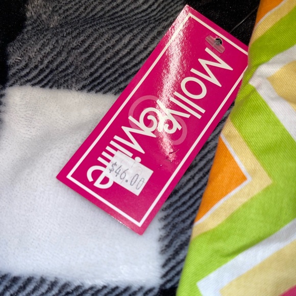 Molly & Millie 2 Piece Baby Set - Picture 3 of 5